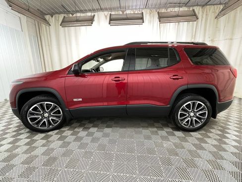 Used 2019 GMC Acadia SLT AWD/4WD image 18