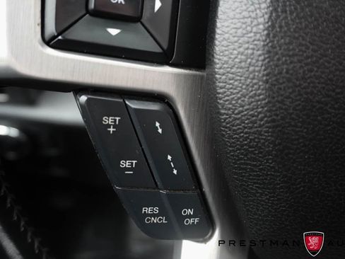 Used 2020 Ford F450 Platinum w/ FX4 Off-Road Package image 40