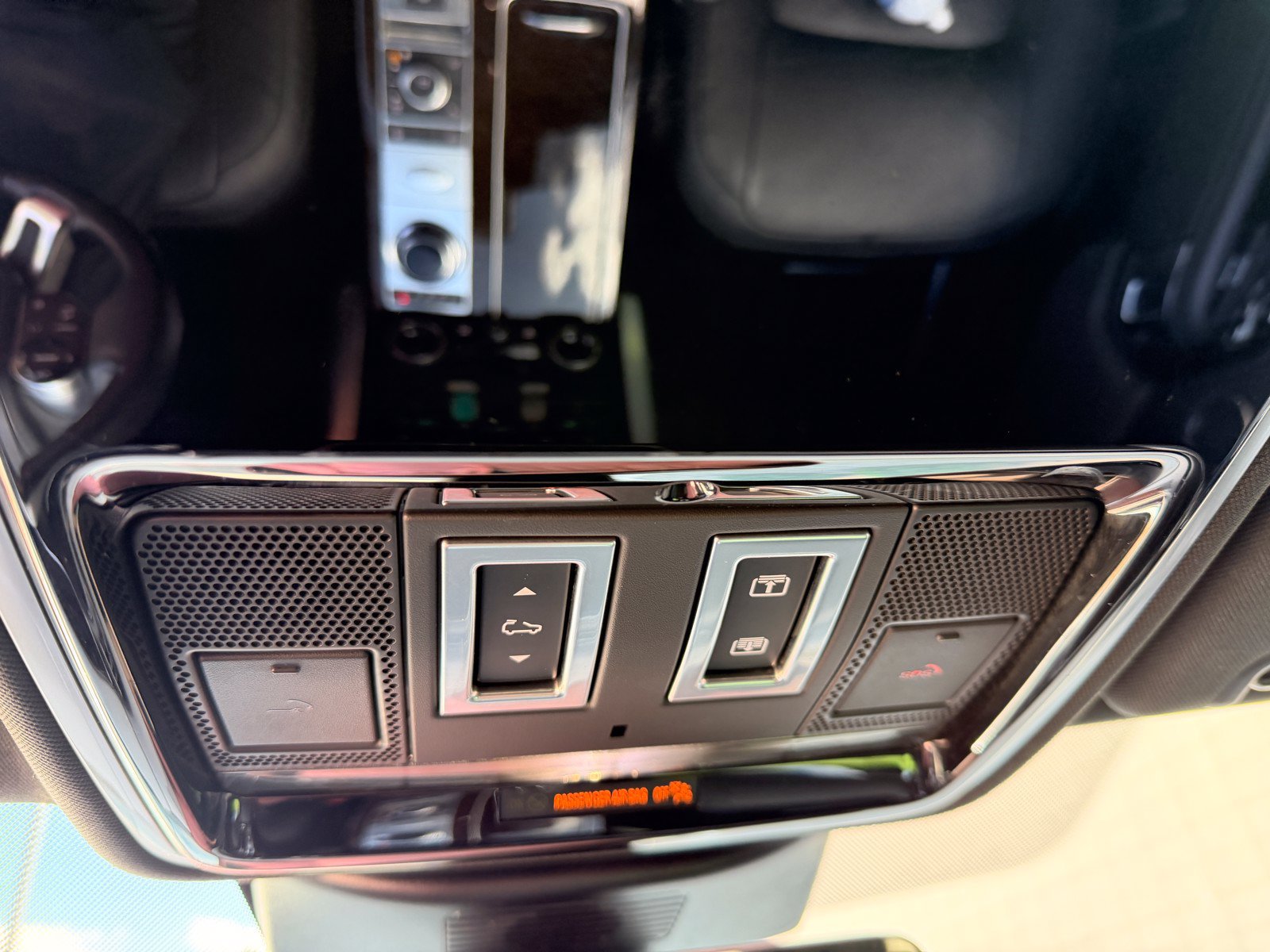 Used 2020 Land Rover Range Rover HSE AWD/4WD image 14