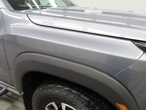 Used 2023 Nissan Frontier PRO-4X image 29