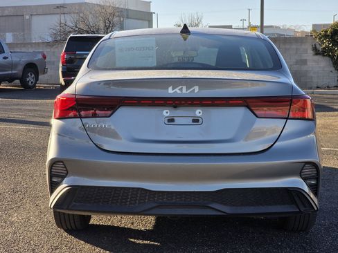 Used 2024 Kia Forte LXS image 8