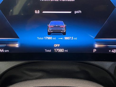 Certified 2024 BMW 530i xDrive w/ Premium Package image 20