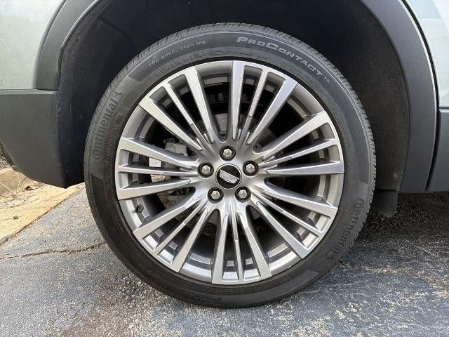 Certified 2024 Cadillac XT4 Premium Luxury FWD image 9