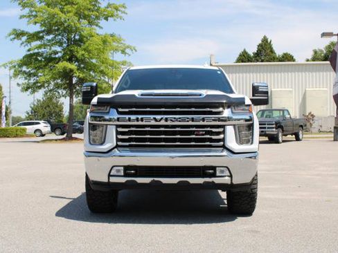 Used 2023 Chevrolet Silverado 2500 LTZ w/ LTZ Plus Package AWD/4WD image 2