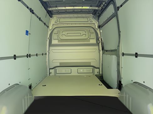 Used 2026 Mercedes-Benz Sprinter 2500 image 4