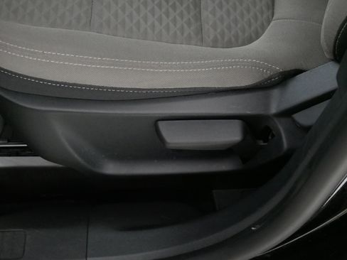 Used 2022 Ford Escape SE FWD image 20