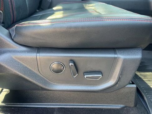 Used 2023 Ford Expedition Max Limited image 12