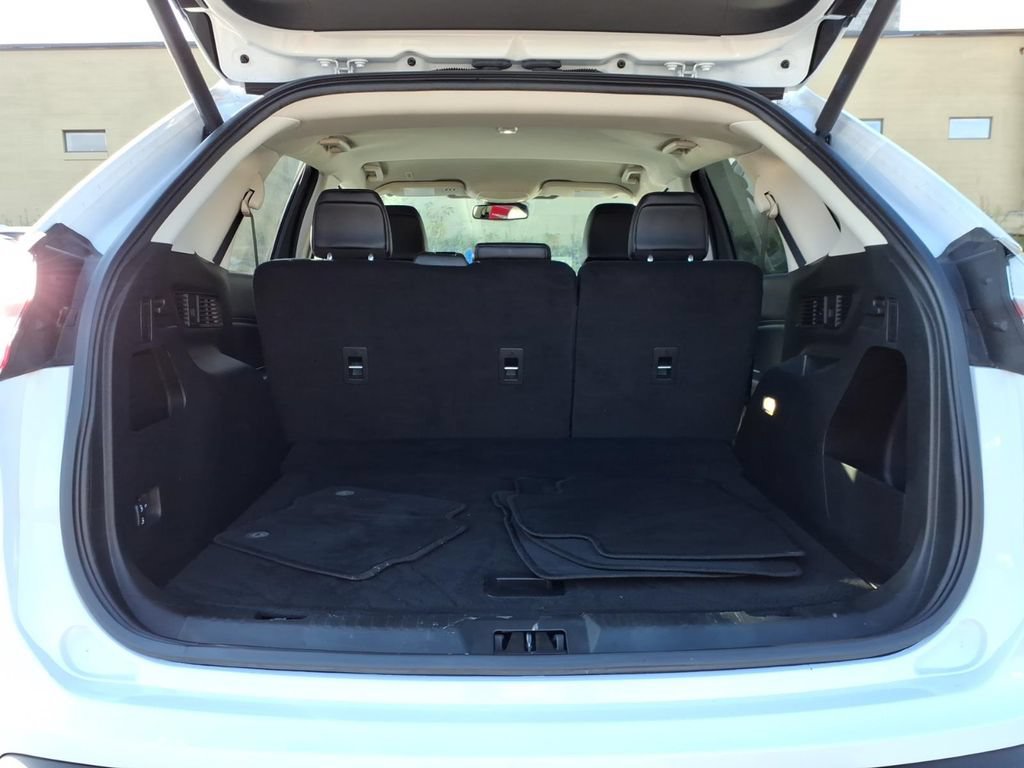 Used 2023 Ford Edge SEL w/ Convenience Package AWD/4WD image 19