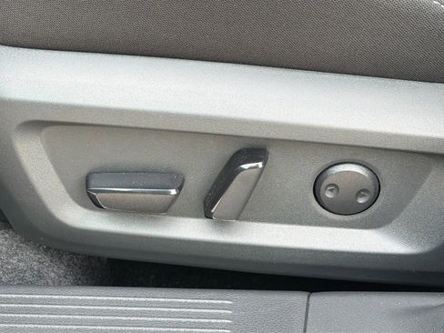 Used 2026 Nissan Rogue SV image 22