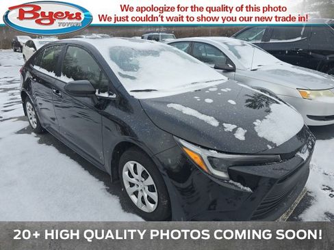 Used 2024 Toyota Corolla LE image 1