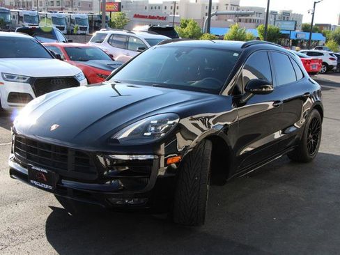 Used 2018 Porsche Macan GTS w/ Premium Package Plus AWD/4WD image 4