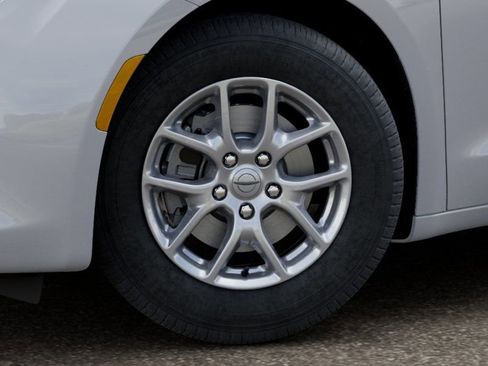 New 2025 Chrysler Voyager LX image 9