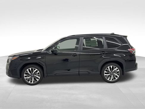 Used 2026 Subaru Forester Touring AWD/4WD image 3