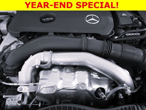 Certified 2025 Mercedes-Benz GLA 250 4MATIC image 57