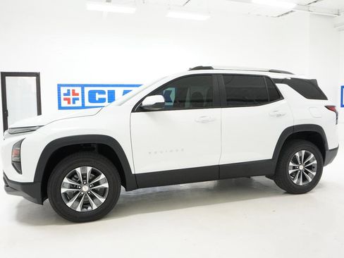 New 2026 Chevrolet Equinox LT image 10