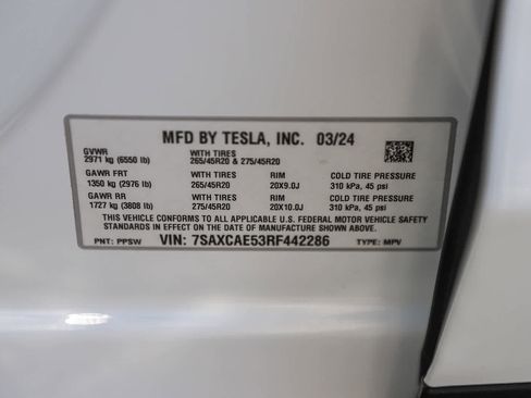 Used 2024 Tesla Model X AWD/4WD image 29
