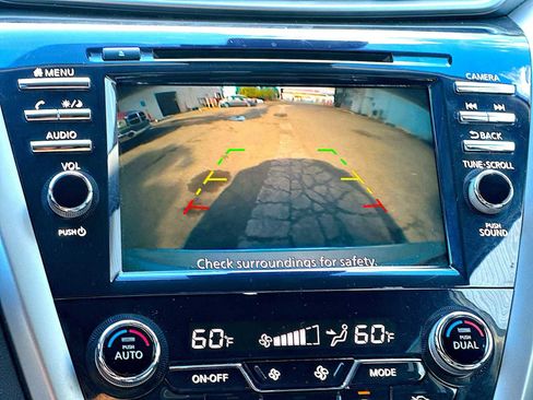 Used 2023 Nissan Murano S image 22