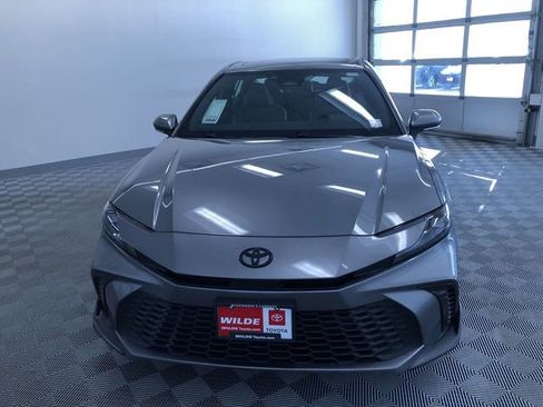 New 2026 Toyota Camry SE image 14