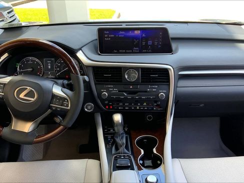 Used 2019 Lexus RX 350 AWD w/ Navigation Package image 16