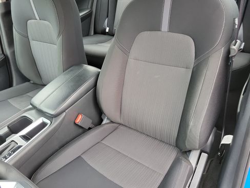 Used 2025 Nissan Sentra SV FWD image 11