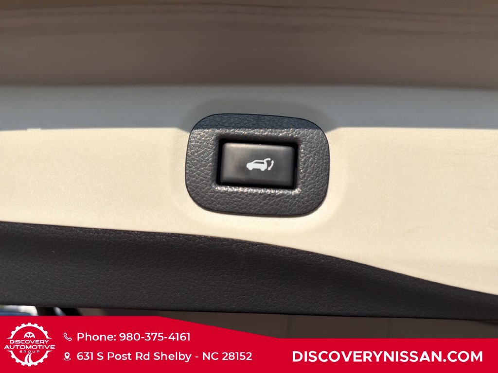Certified 2019 Nissan Rogue SV FWD image 38