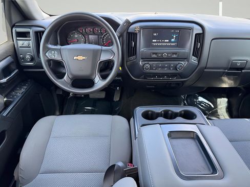 Used 2016 Chevrolet Silverado 1500 Custom w/ Custom Convenience Package image 5