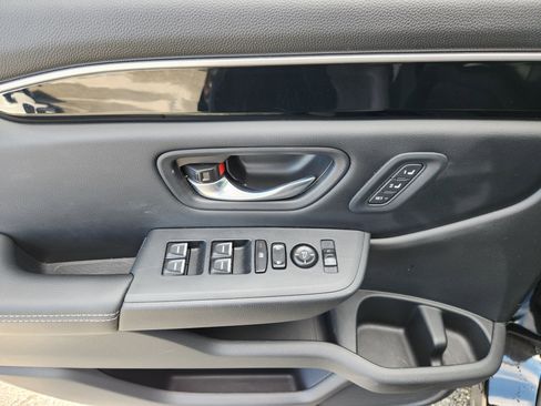 Used 2023 Honda Pilot EX-L image 17