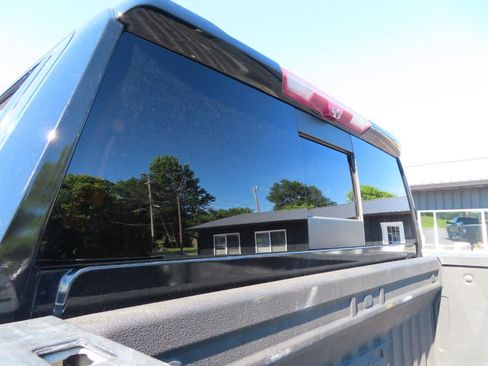 Used 2020 GMC Sierra 2500 AT4 w/ AT4 Premium Package AWD/4WD image 18