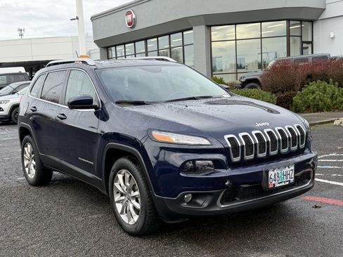 Used 2015 Jeep Cherokee Limited w/ Luxury Group image 2