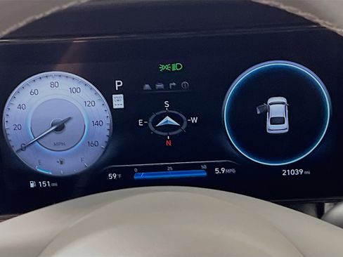 Used 2025 Hyundai Elantra SEL image 22