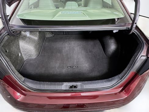 Used 2025 Nissan Altima 2.5 SV image 27