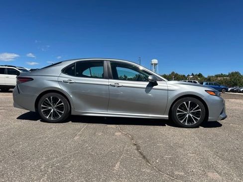 Used 2019 Toyota Camry SE w/ Audio Package FWD image 7