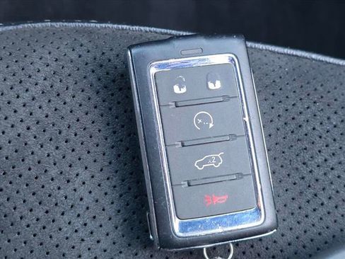 Used 2024 Jeep Grand Cherokee L Laredo image 31