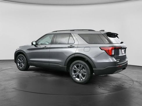 New 2026 Ford Explorer Active w/ Active Comfort Package AWD/4WD image 11