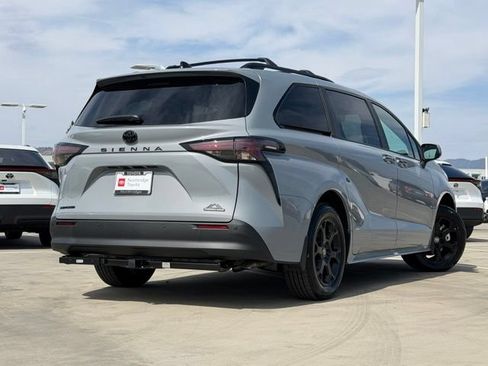 Certified 2026 Toyota Sienna XLE Woodland Edition AWD/4WD image 5
