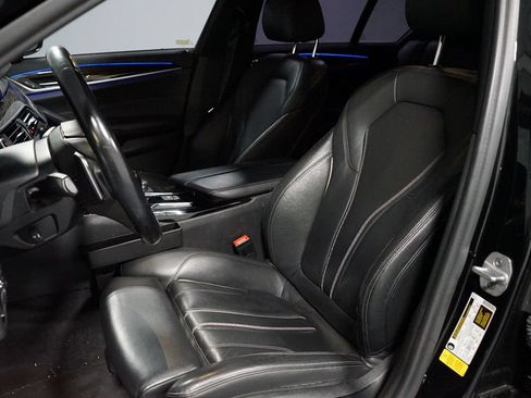 Used 2018 BMW 540i RWD image 6