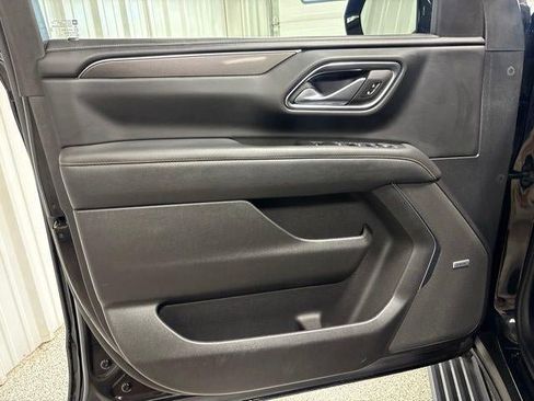 Used 2022 GMC Yukon AT4 w/ Technology Package AWD/4WD image 13