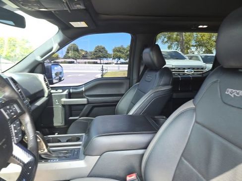 Used 2018 Ford F150 Raptor w/ Equipment Group 802A Luxury AWD/4WD image 10