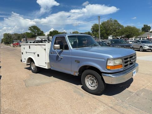 Used 1996 Ford F150 2WD Regular Cab image 4