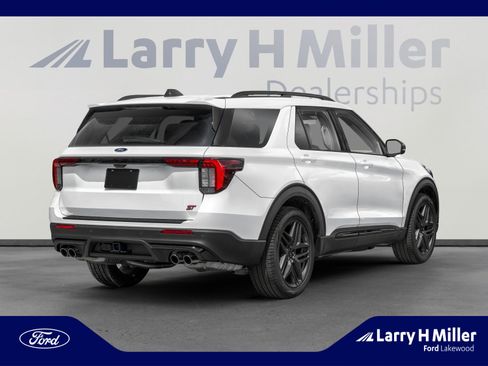 New 2026 Ford Explorer ST w/ Sun And Sound Package image 2