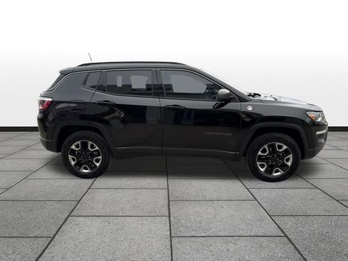 Used 2018 Jeep Compass Trailhawk image 6