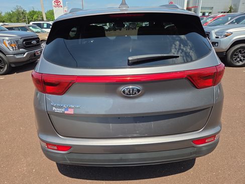 Used 2019 Kia Sportage LX w/ LX Popular Package AWD/4WD image 4