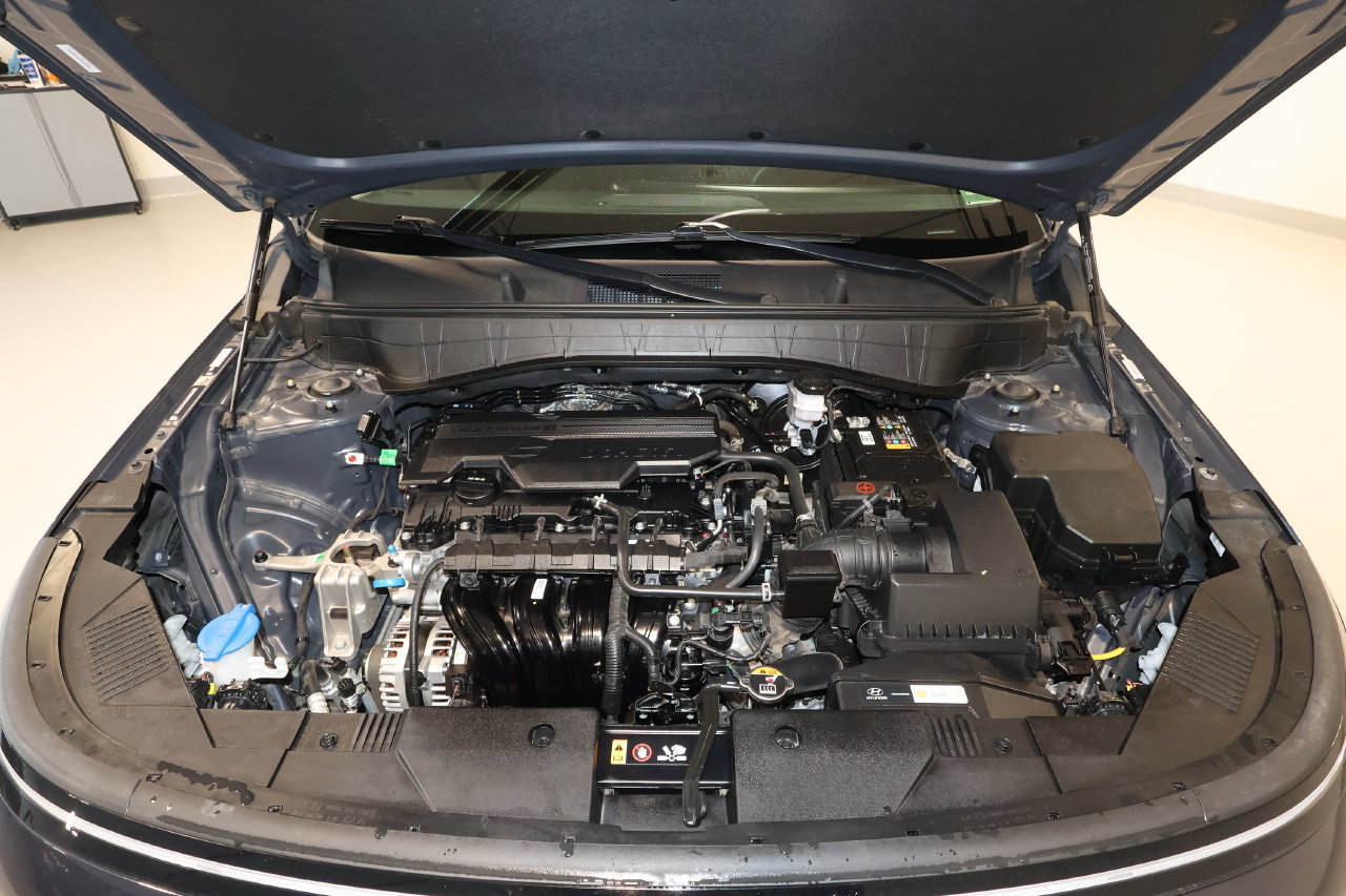 Used 2025 Hyundai Kona SEL AWD/4WD image 32