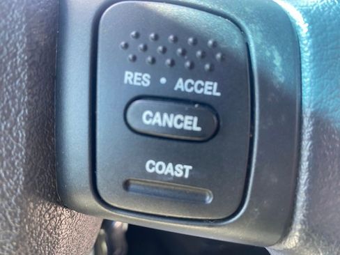 Used 2004 Dodge Ram 1500 Truck SLT w/ Trailer Tow Group AWD/4WD image 16