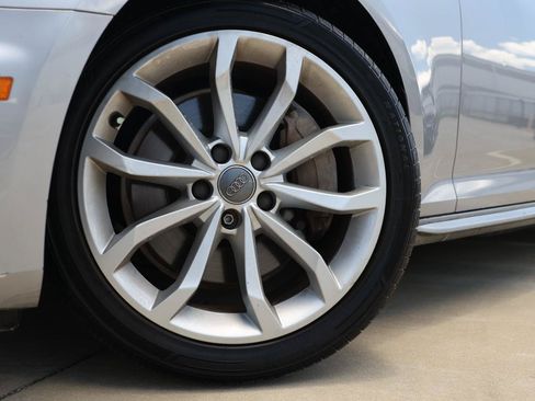 Used 2019 Audi A4 2.0T Premium Plus AWD/4WD image 30