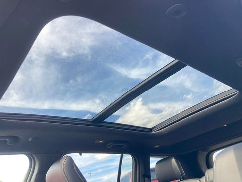 New 2024 Jeep Grand Cherokee Limited 4xe w/ Luxury Tech Group II image 21