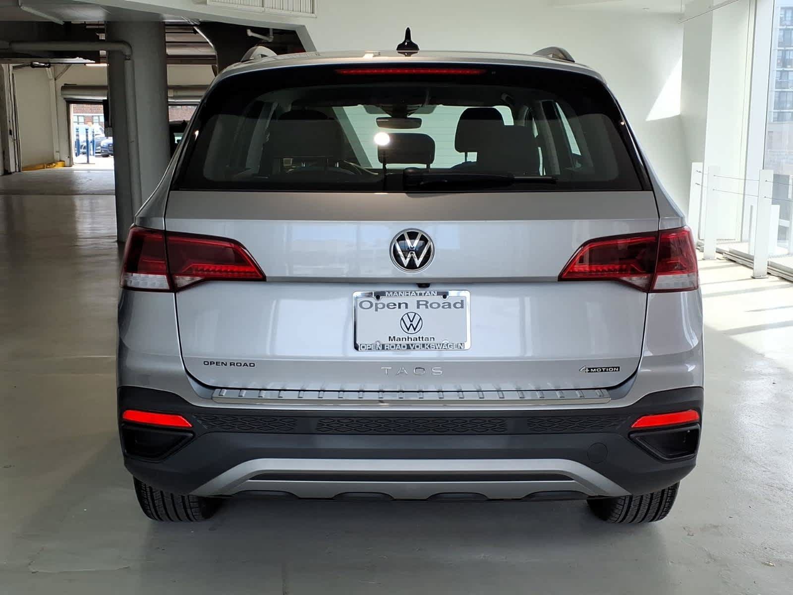 Used 2023 Volkswagen Taos S w/ Driver Assistance Package AWD/4WD image 5