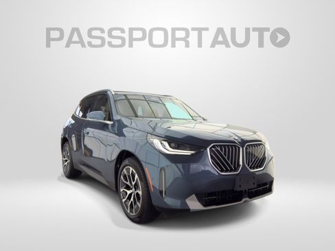 Used 2025 BMW X3 xDrive30i w/ Convenience Package AWD/4WD image 3