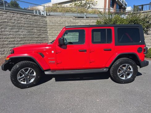 Used 2020 Jeep Wrangler Unlimited Sahara image 30