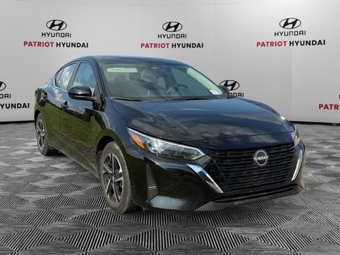 Used 2024 Nissan Sentra SV FWD image 1